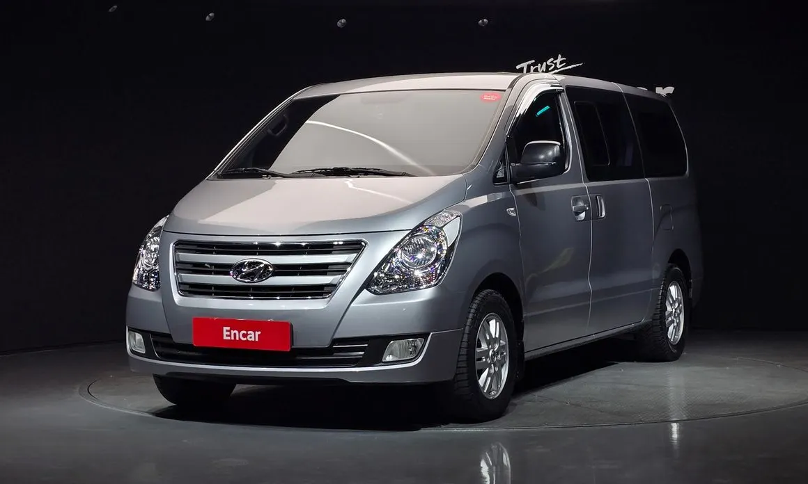 Hyundai Starex 2018