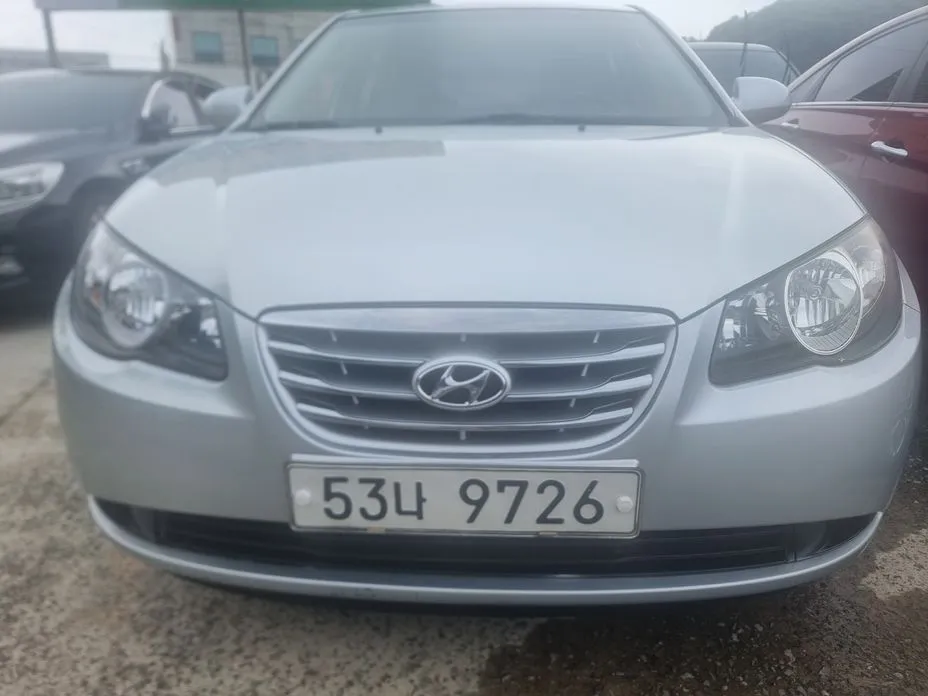 Hyundai AVANTE 2010
