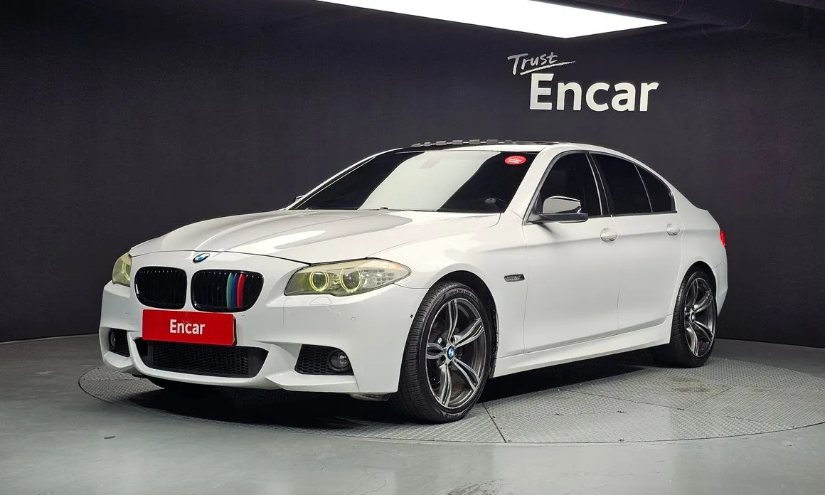 BMW 5-Series 2012