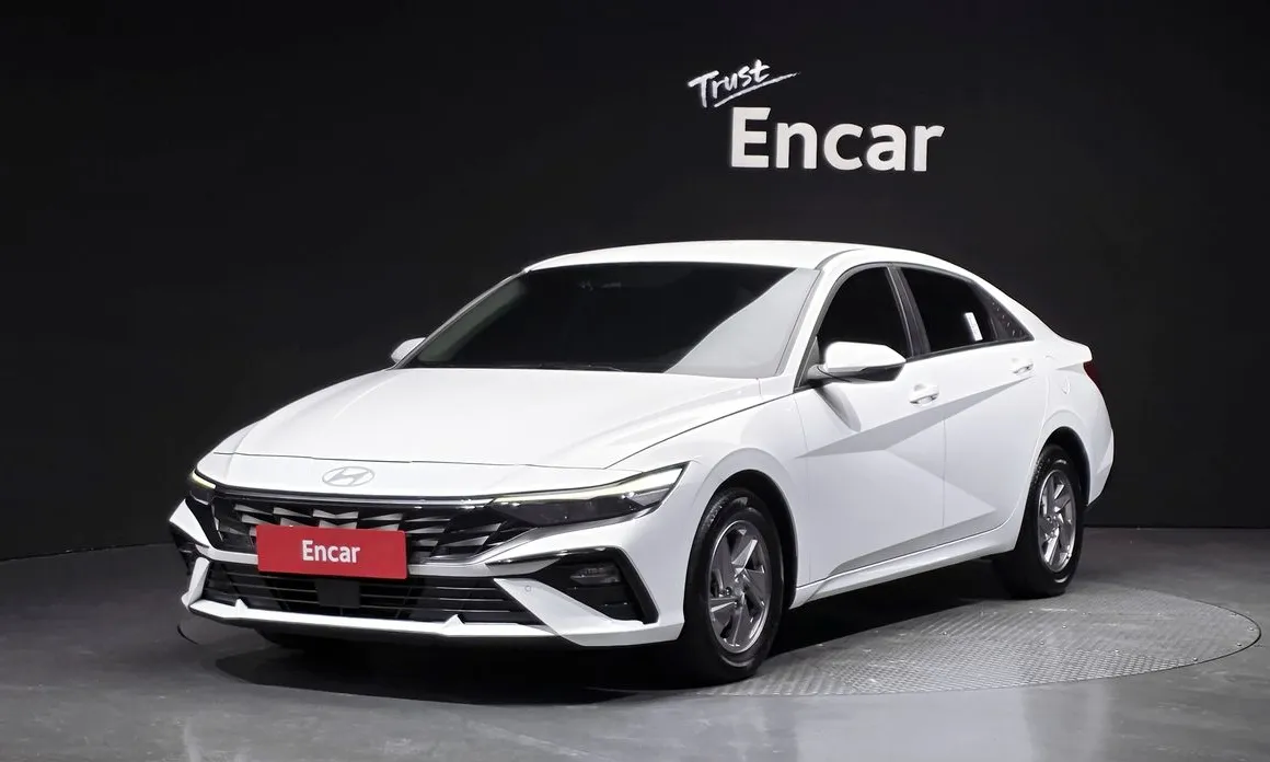 Hyundai AVANTE 2024