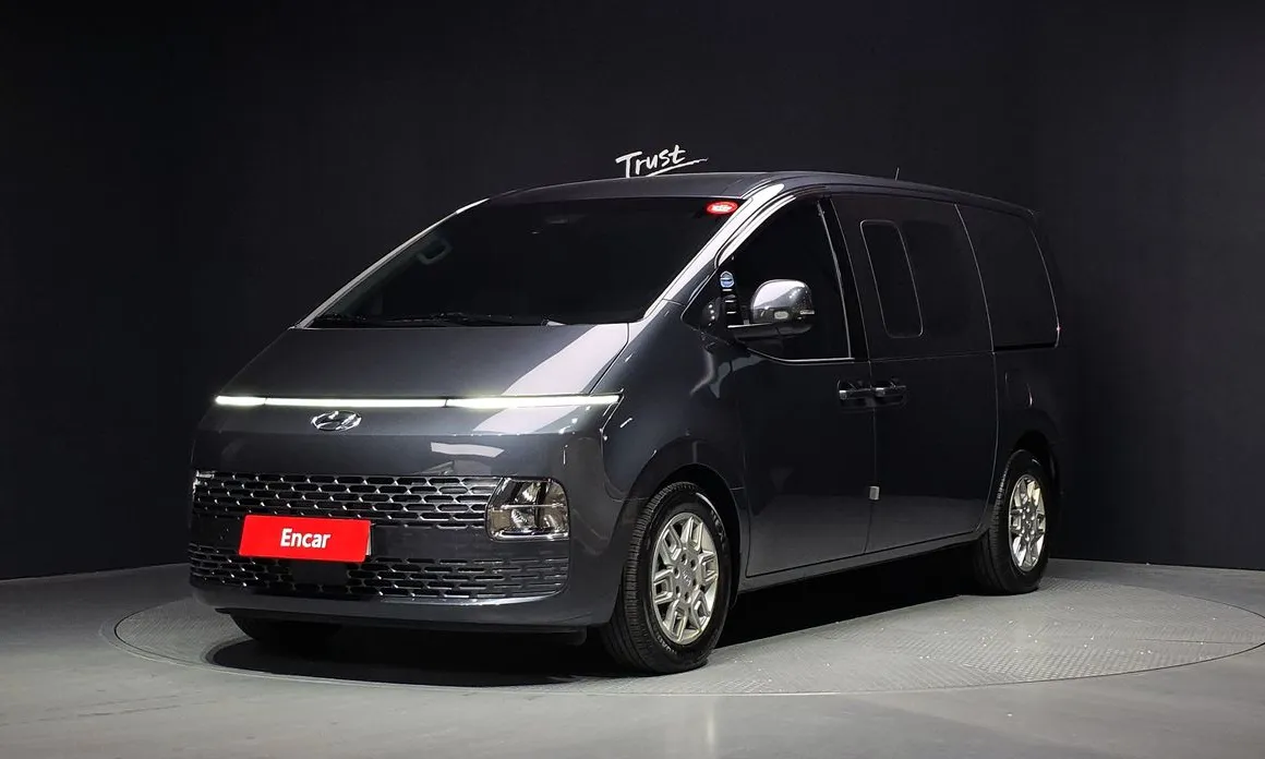 Hyundai Staria 2023