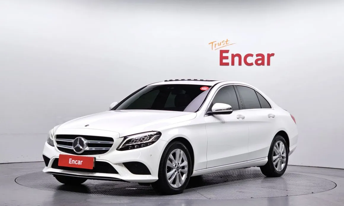 Mercedes-Benz C-Class 2020