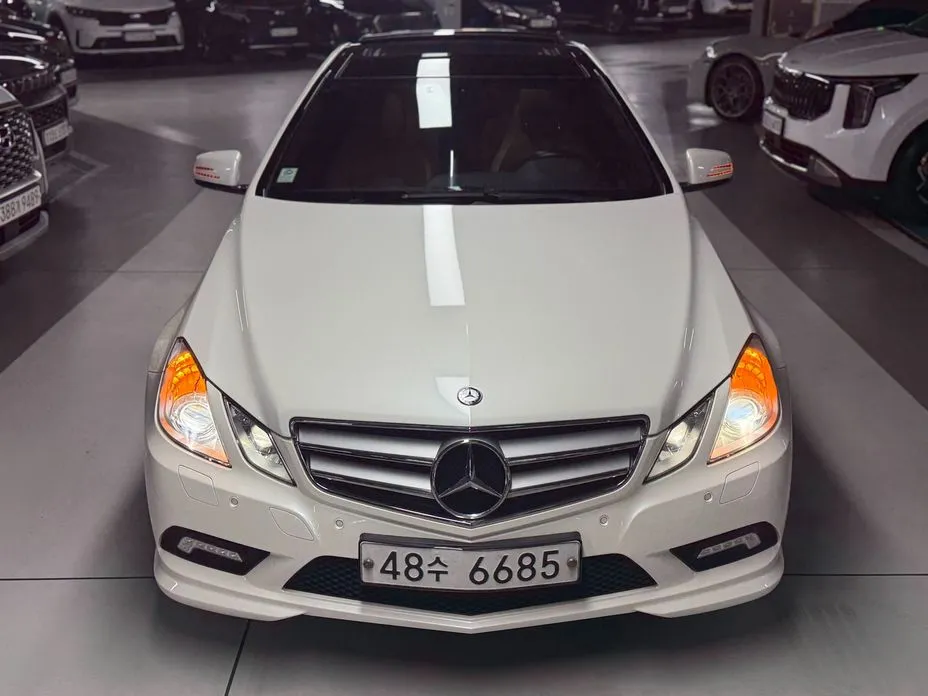 Mercedes-Benz E-Class 2010