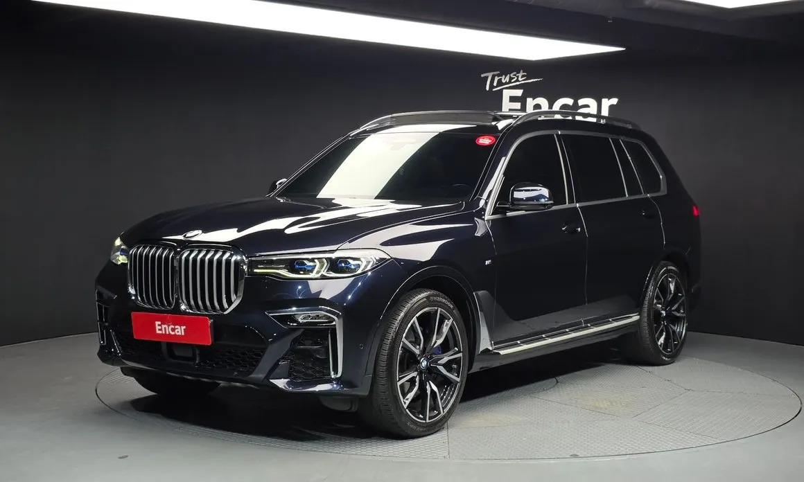 BMW X7 2021