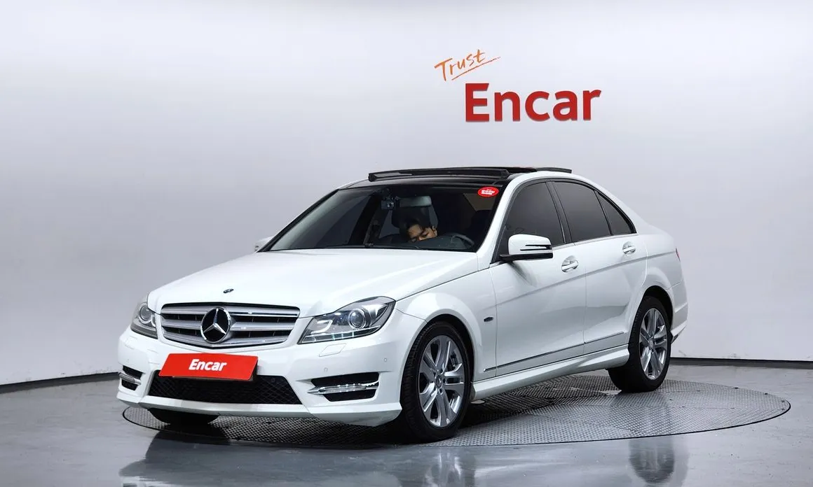 Mercedes-Benz C-Class 2012