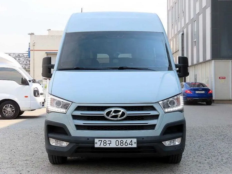 Hyundai Solati 2016