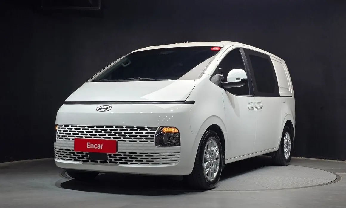 Hyundai Staria 2022