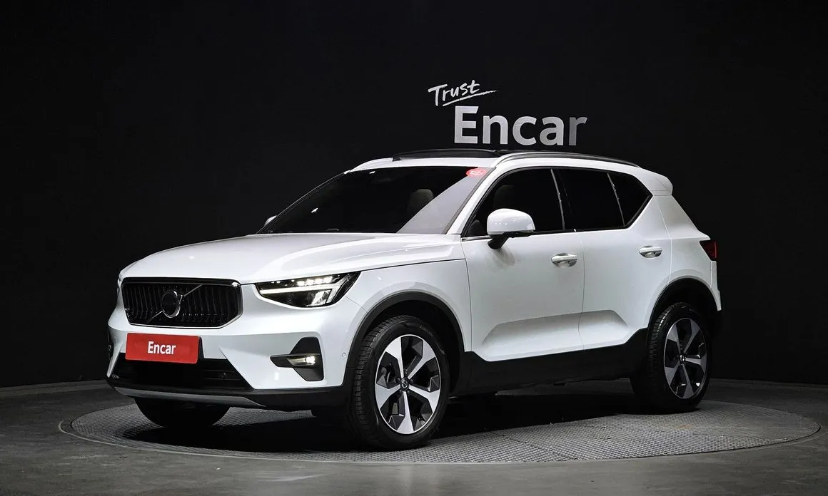 Volvo XC40 2023
