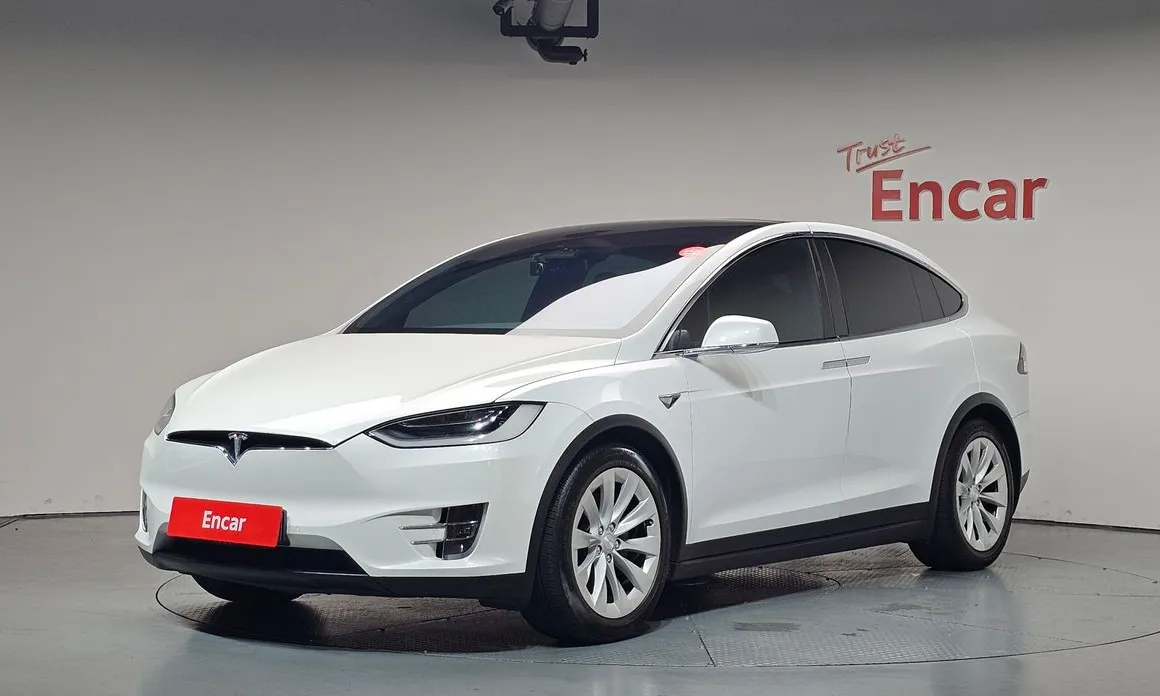 Tesla Model X 2018