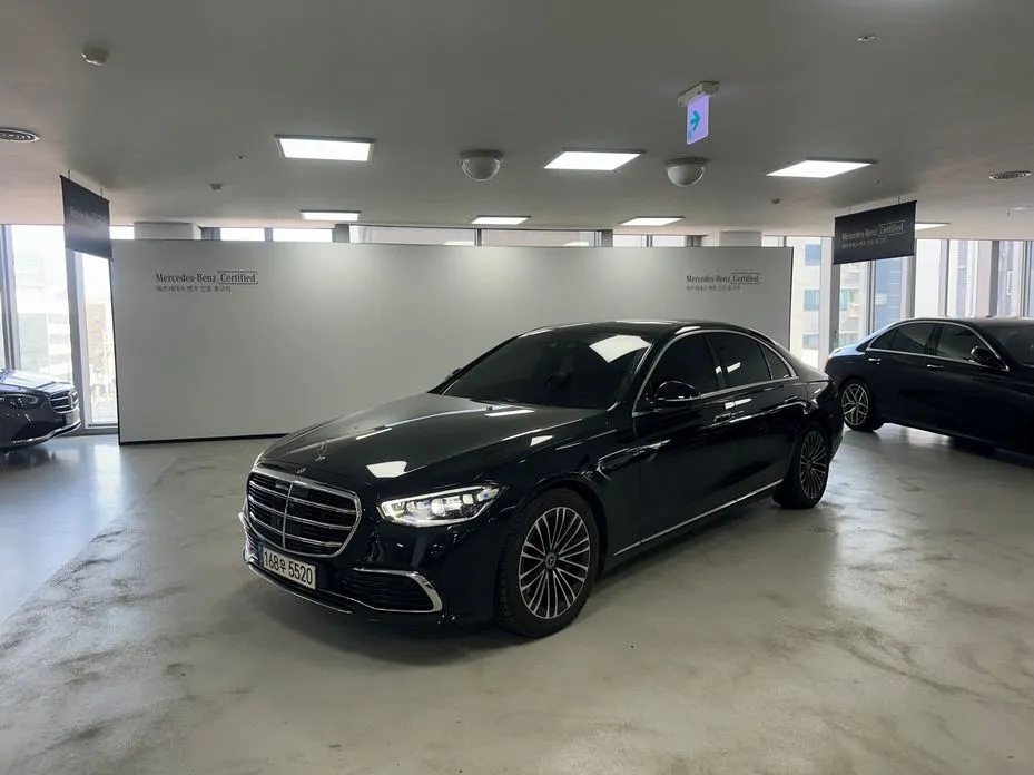 Mercedes-Benz S-Class 2021