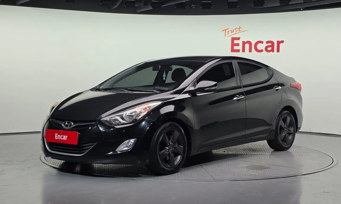 Hyundai AVANTE 2011