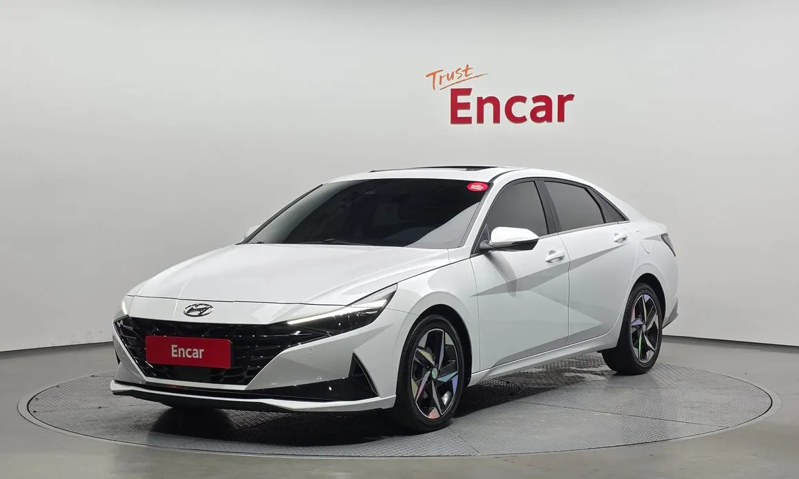 Hyundai AVANTE 2021