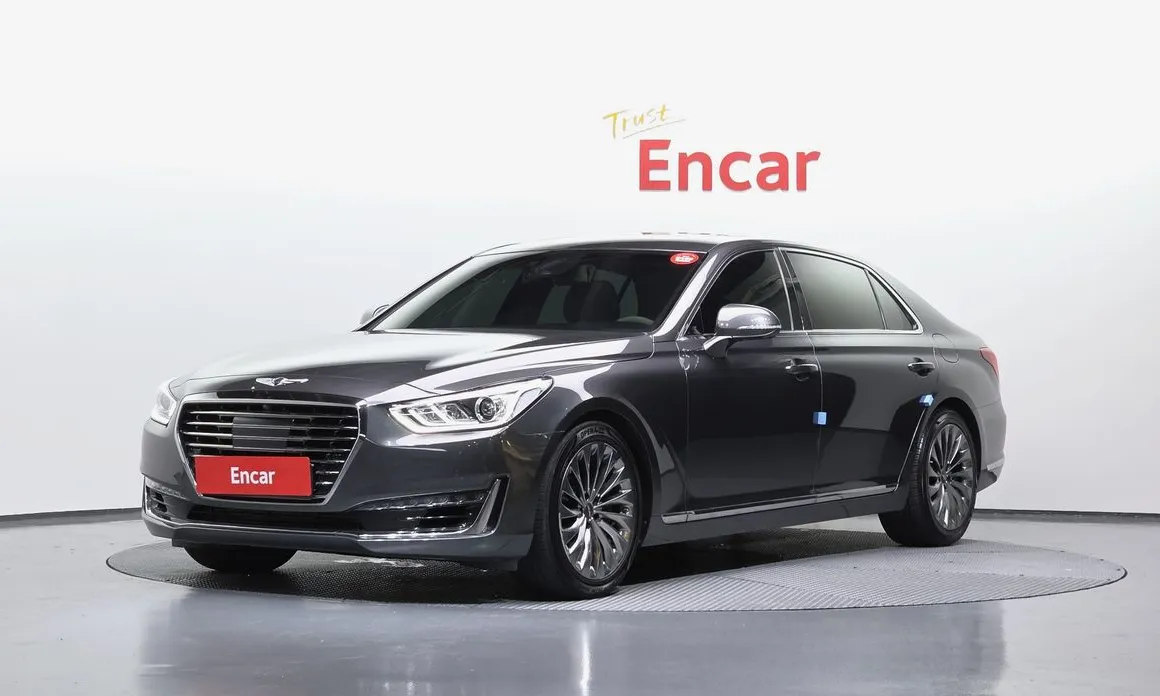 Genesis EQ900 2018