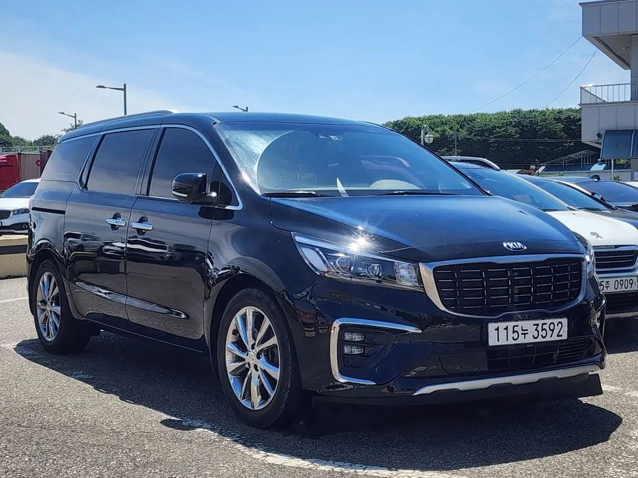 Kia Canival 2019