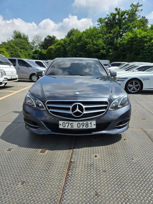 Mercedes-Benz E-Class 2016