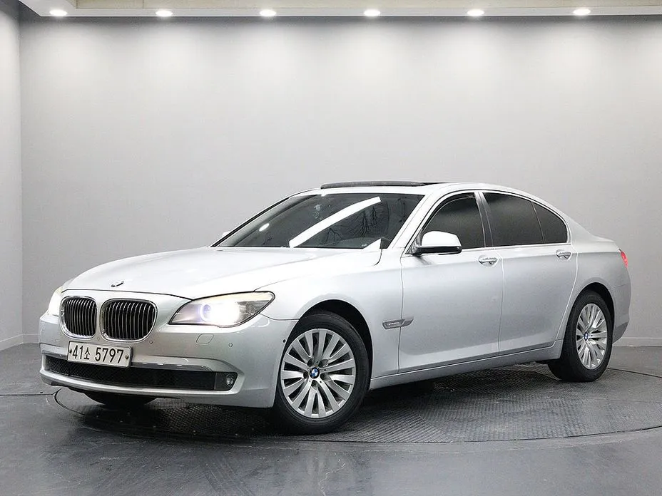 BMW 7-Series 2009