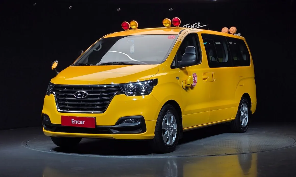 Hyundai Starex 2019