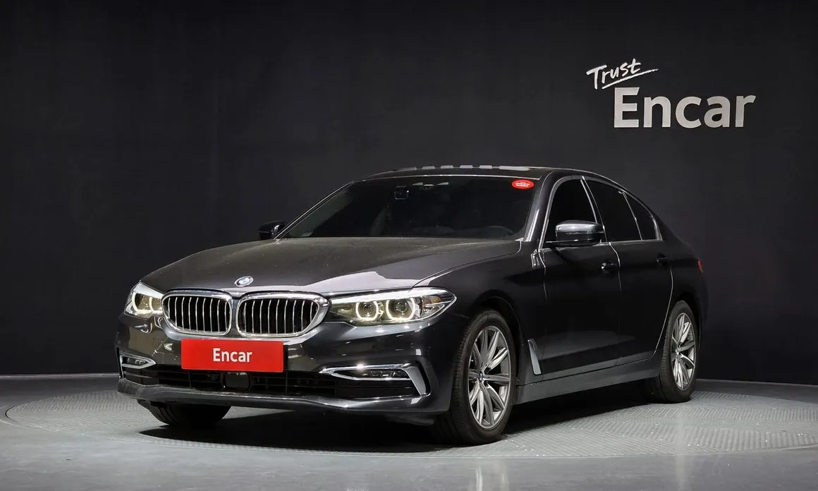 BMW 5-Series 2019