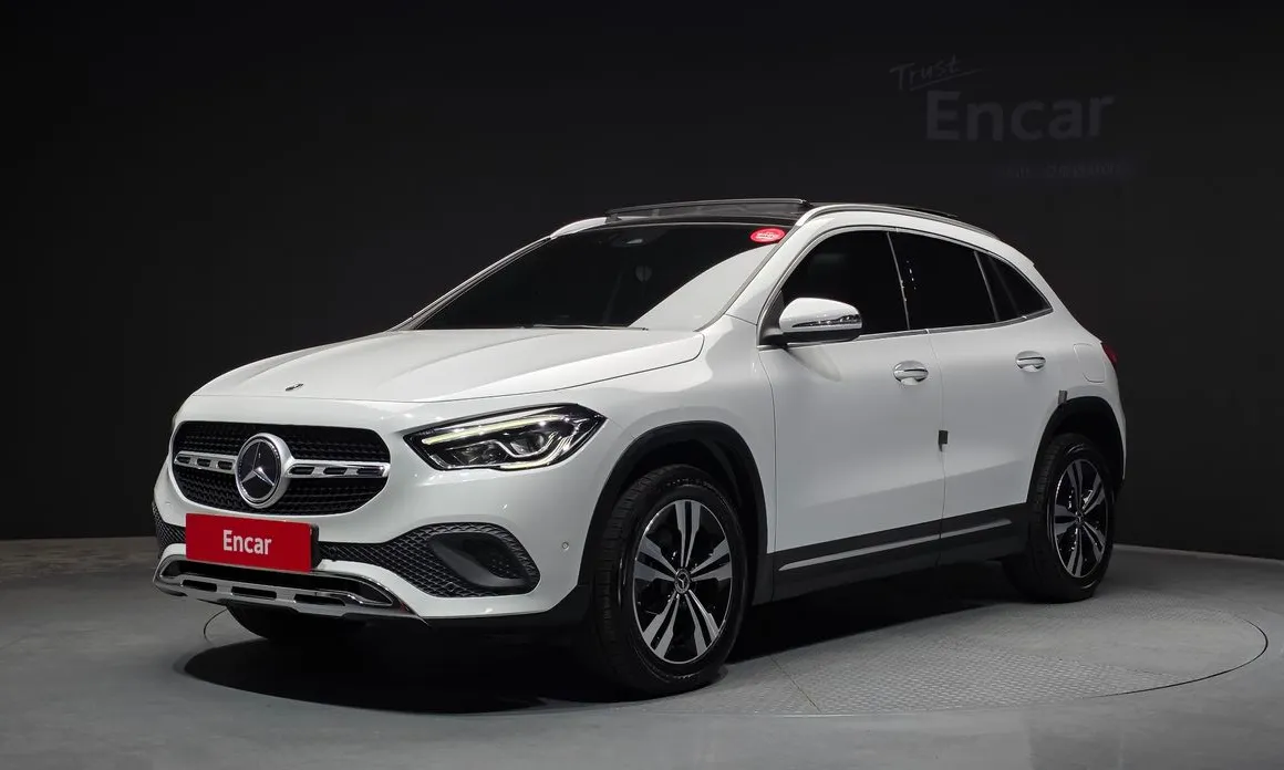 Mercedes-Benz GLA-Class 2021