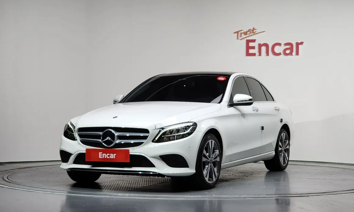 Mercedes-Benz C-Class 2020