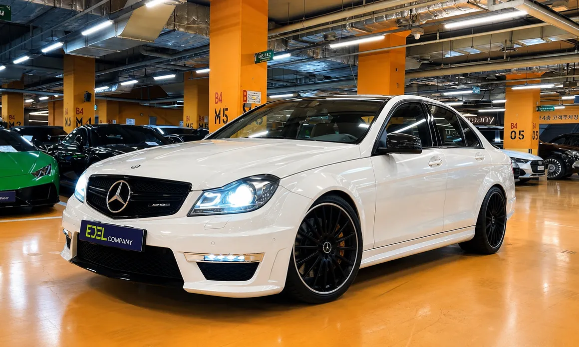 Mercedes-Benz C-Class 2012