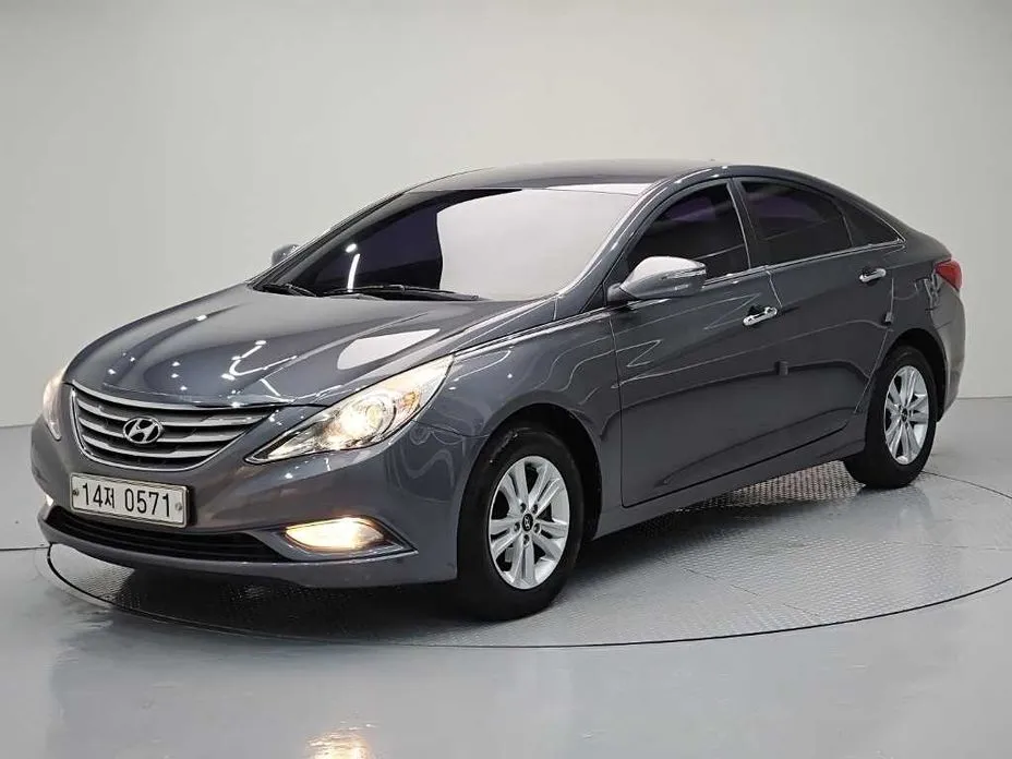 Hyundai Sonata 2012
