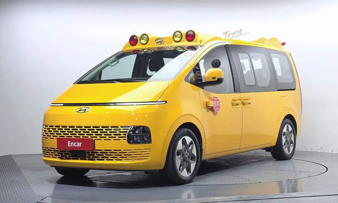 Hyundai Staria 2024