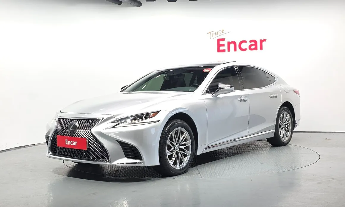 Lexus LS 2018