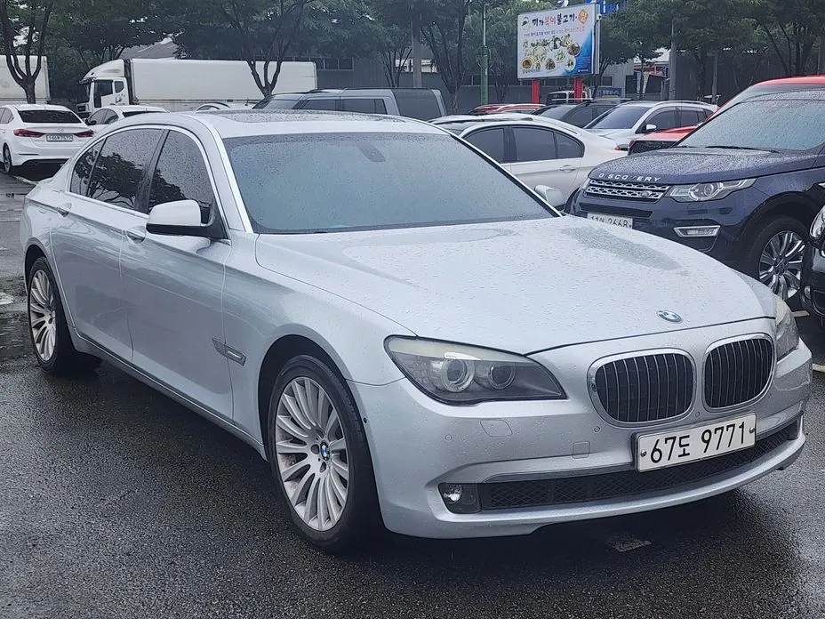 BMW 7-Series 2009