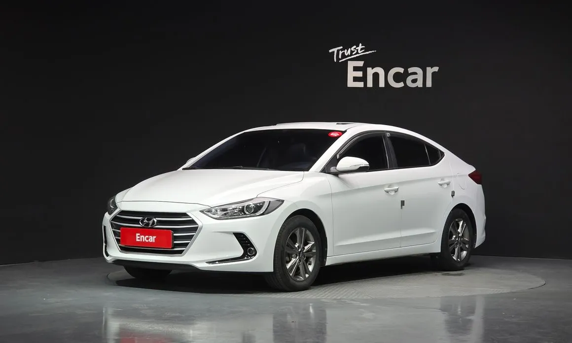 Hyundai AVANTE 2016