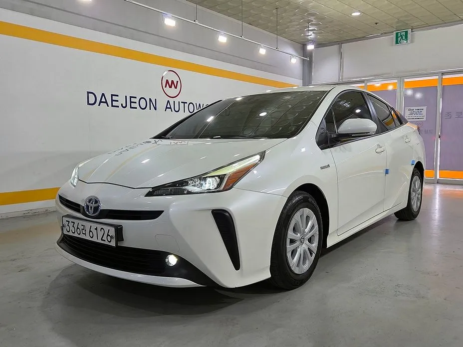 Toyota Prius 2019
