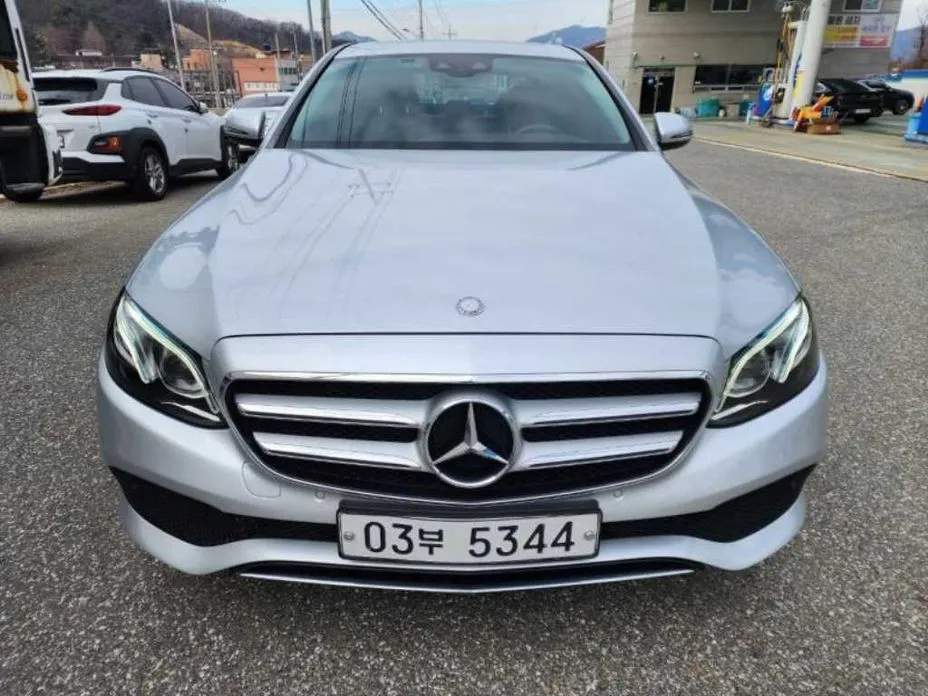 Mercedes-Benz E-Class 2017