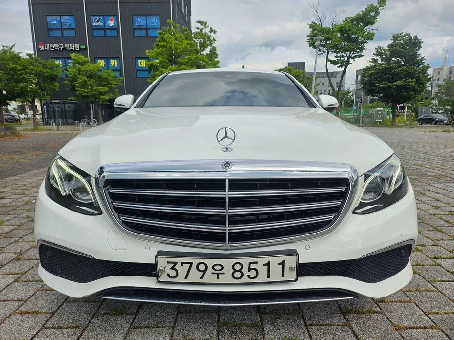 Mercedes-Benz E-Class 2019