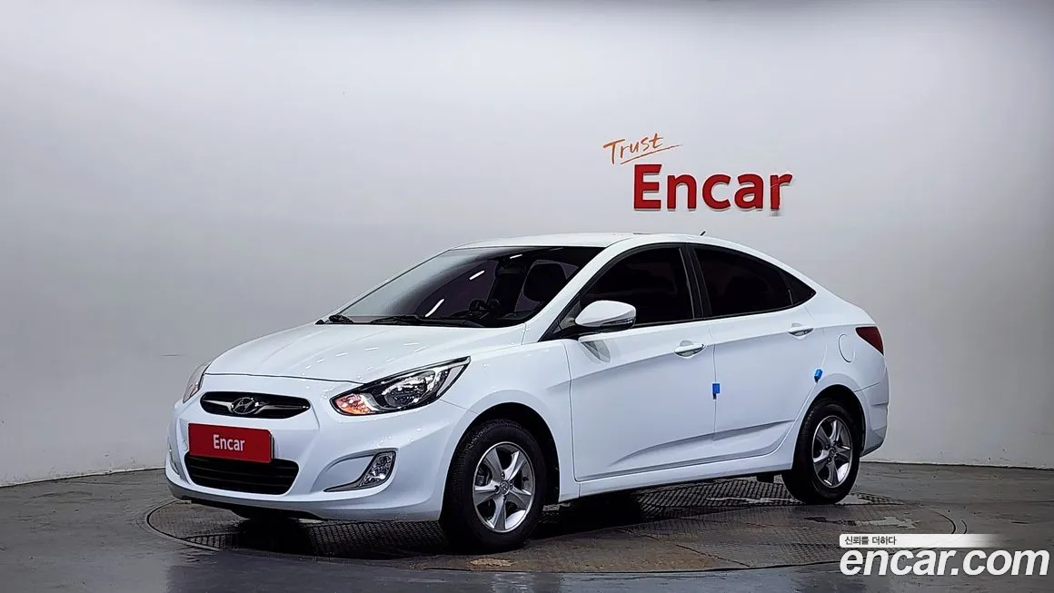 Hyundai Accent 2012