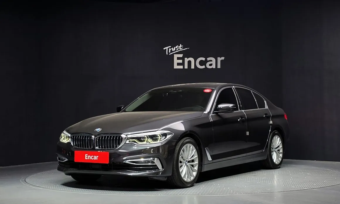 BMW 5-Series 2020