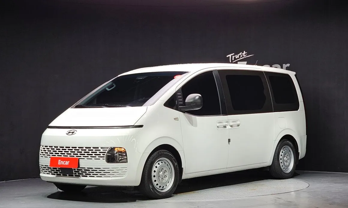 Hyundai Staria 2024