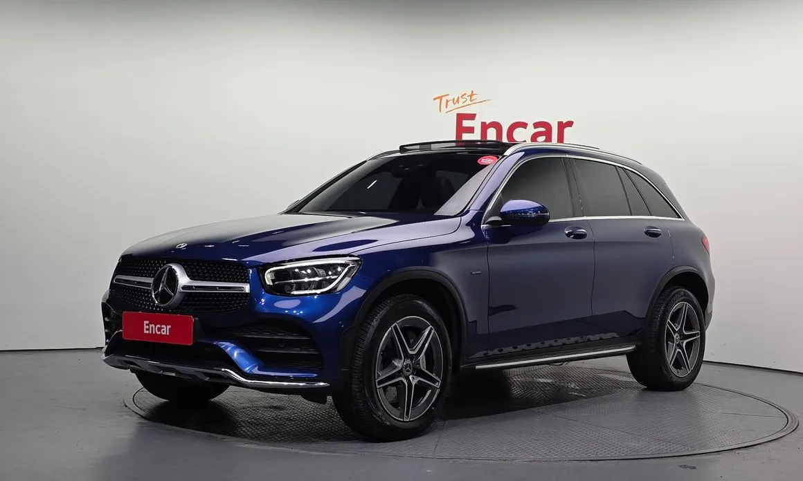 Mercedes-Benz GLC-Class 2021