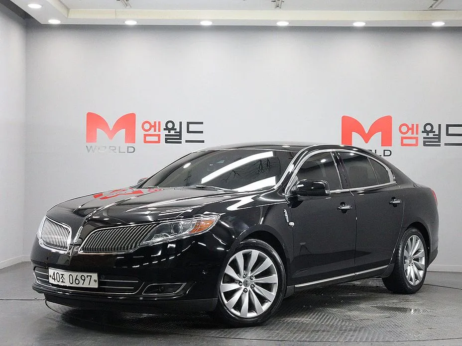 Lincoln MKS 2016