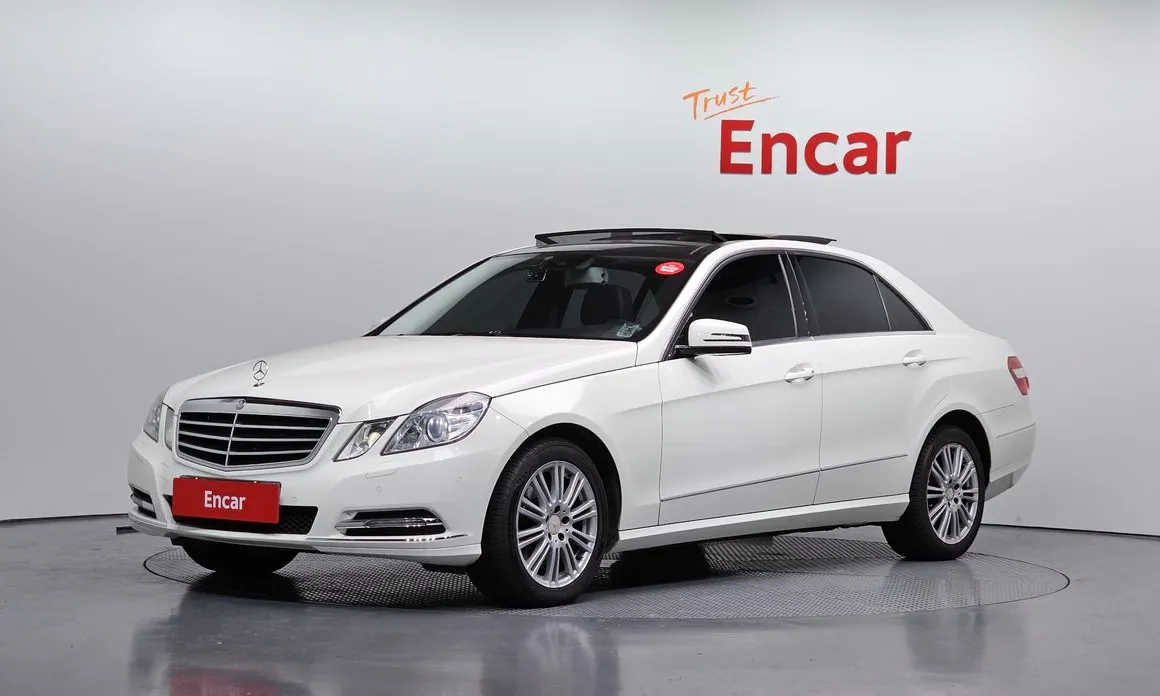 Mercedes-Benz E-Class 2012
