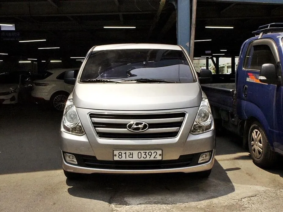 Hyundai Starex 2018