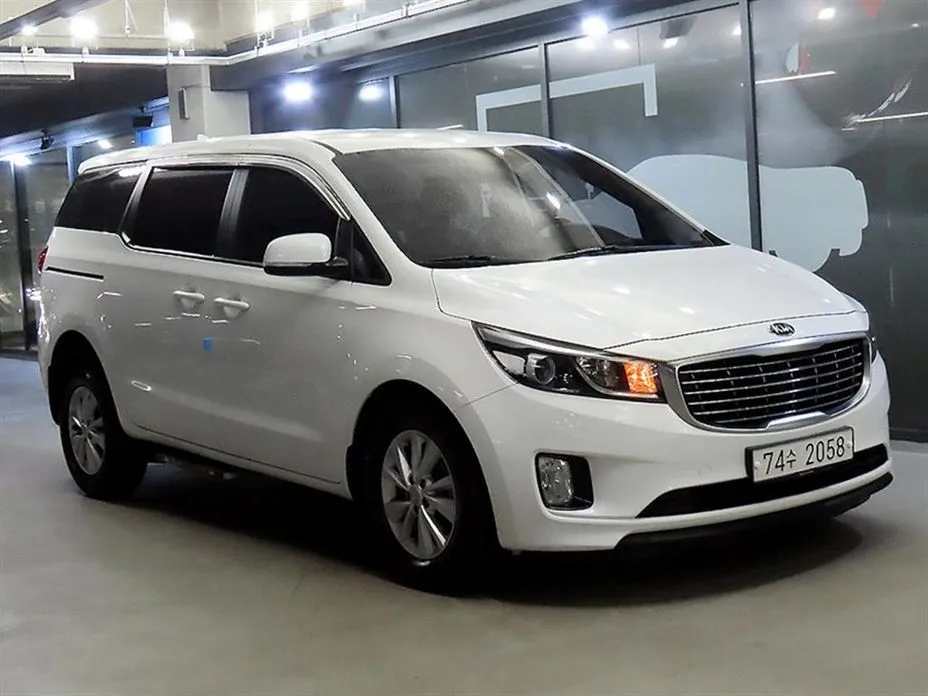 Kia Canival 2018