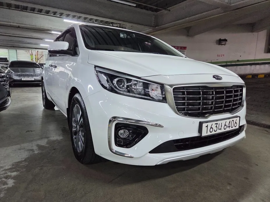 Kia Canival 2019
