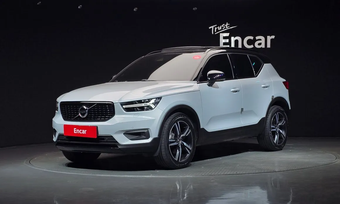 Volvo XC40 2021