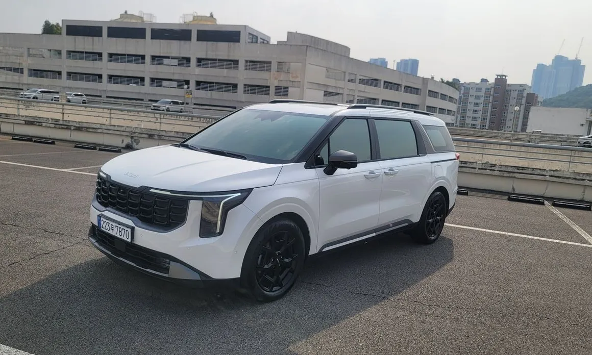 Kia Canival 2025