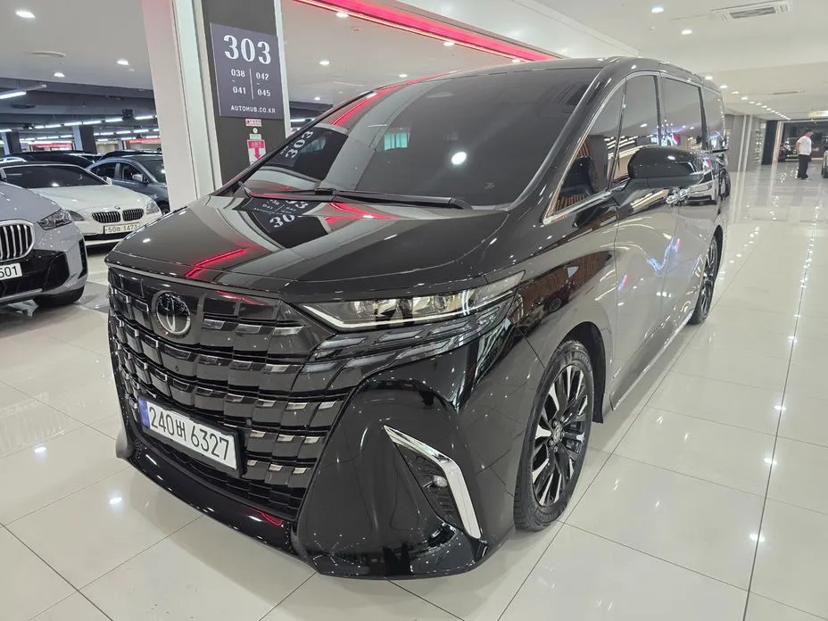 Toyota Alphard 2024