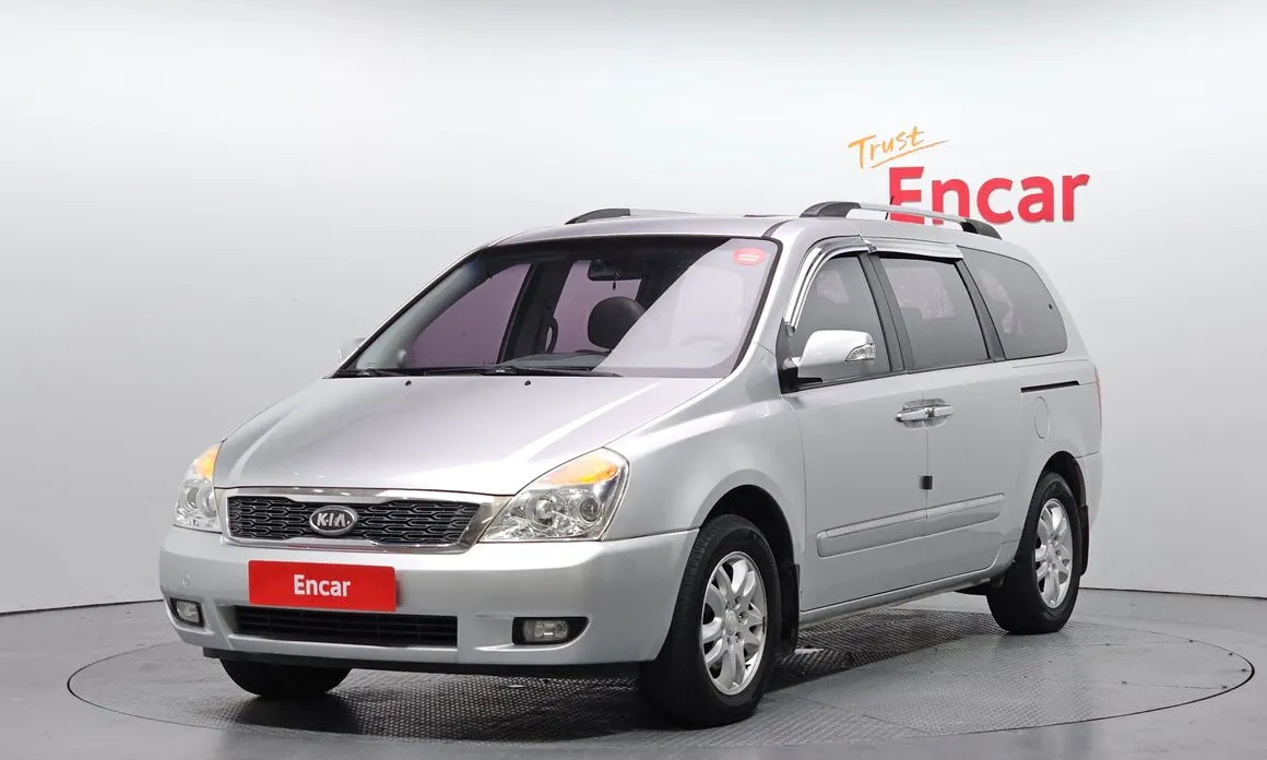 Kia Canival 2012
