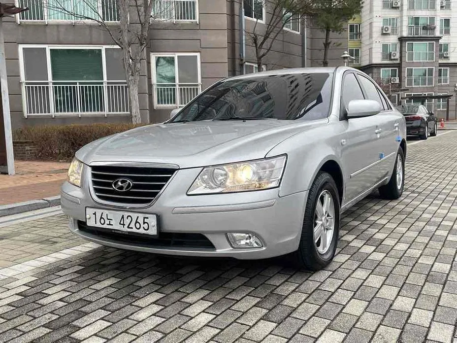 Hyundai Sonata 2009