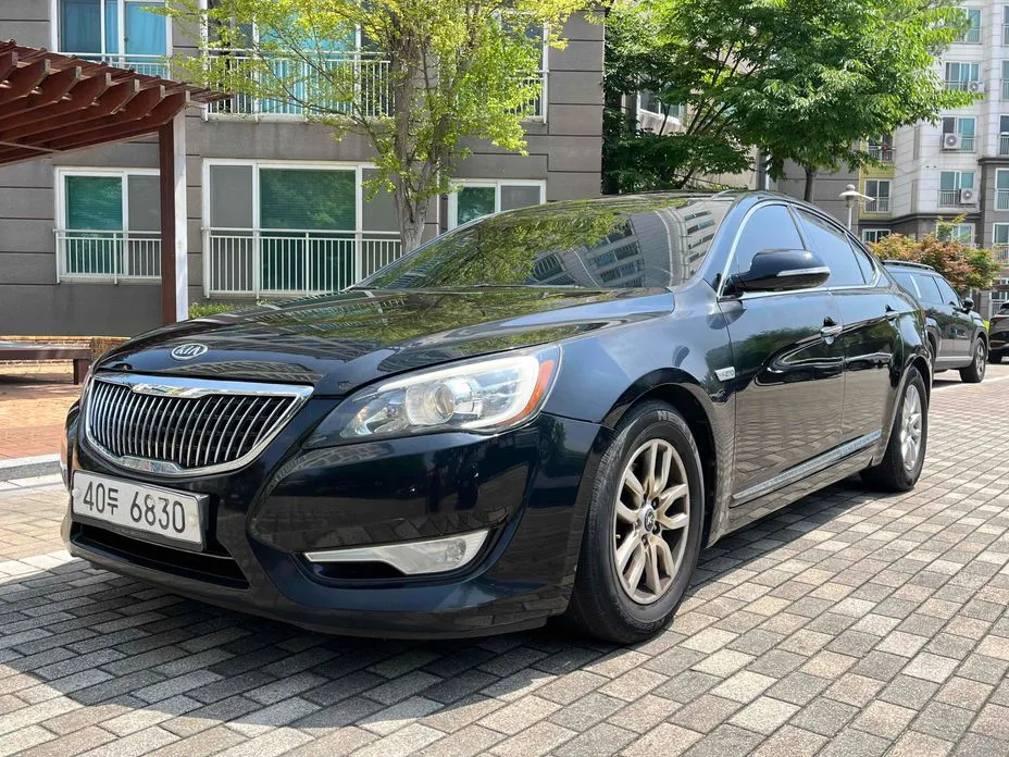 Kia K7 2011