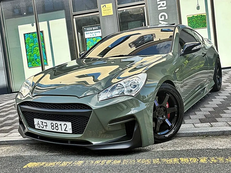 Hyundai Genesis 2010