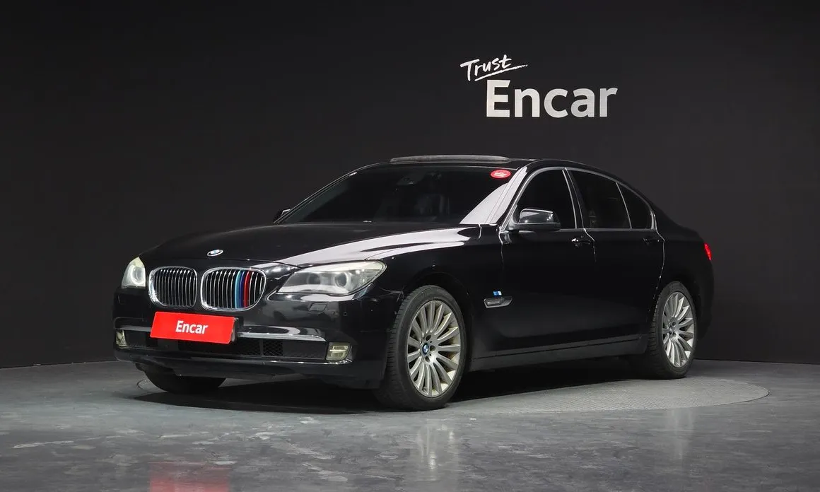 BMW 7-Series 2012